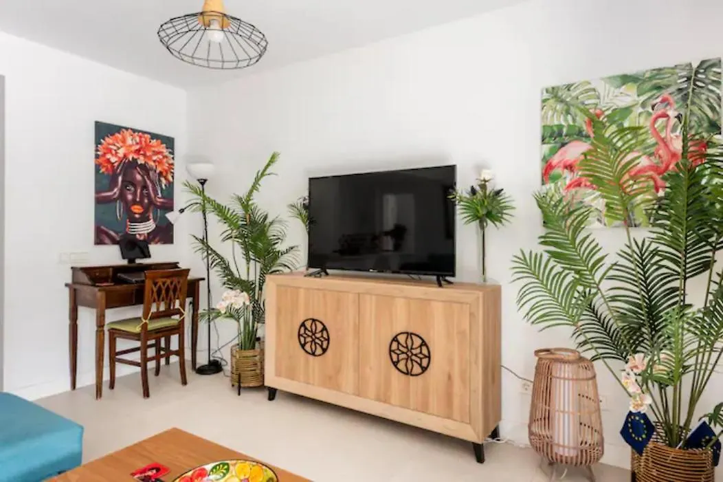 Tranquil Sea Breeze Apartment Estepona Spain