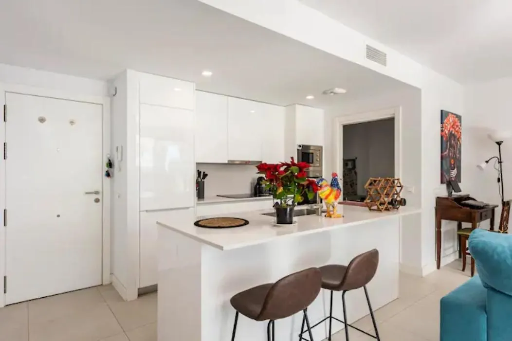 Tranquil Sea Breeze Apartment Estepona