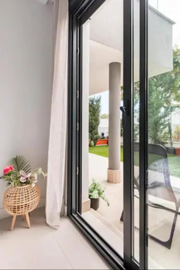Tranquil Sea Breeze Apartment Estepona