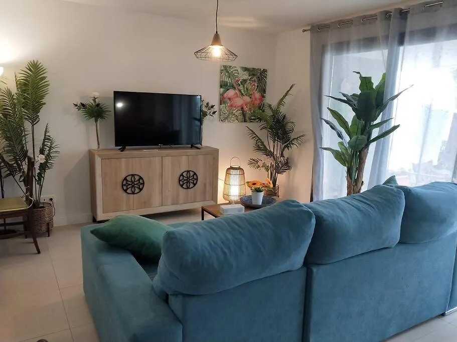 Tranquil Sea Breeze Apartment Estepona