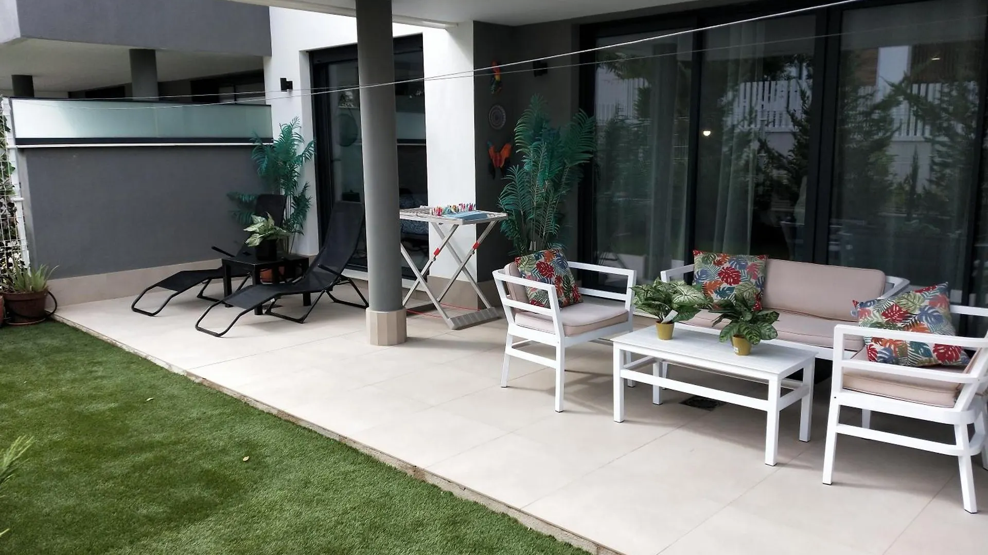 Tranquil Sea Breeze Apartment Estepona